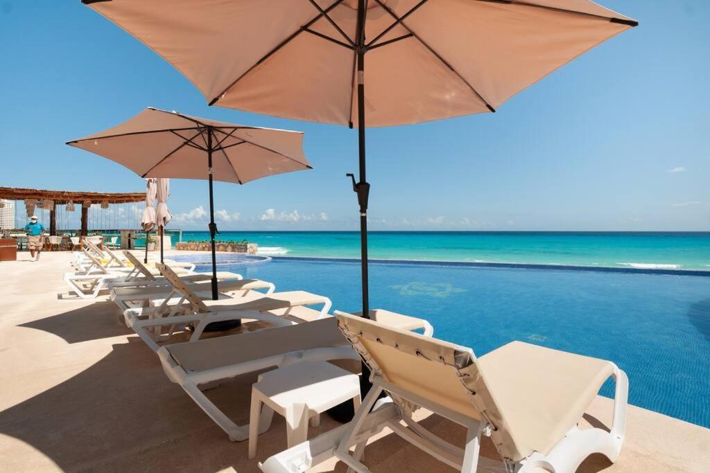 *Turquoise Escape- Beachfront Studio By Casa Paraiso* Cancún Zewnętrze zdjęcie