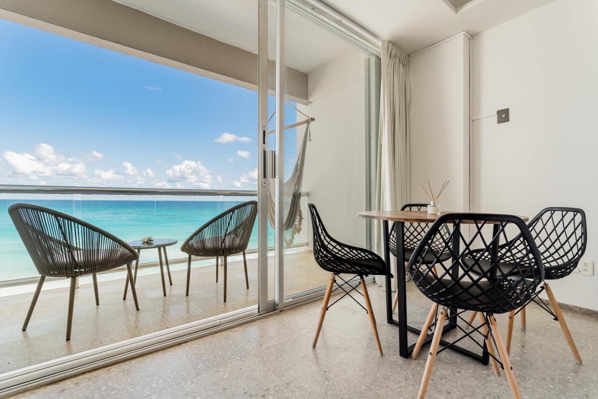 *Turquoise Escape- Beachfront Studio By Casa Paraiso* Cancún Zewnętrze zdjęcie